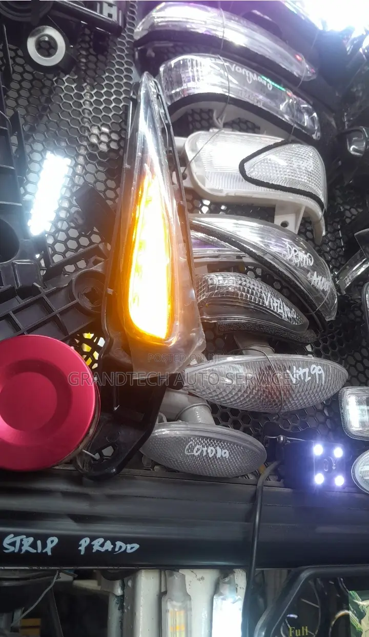 Toyota Vitz DRL Foglights
