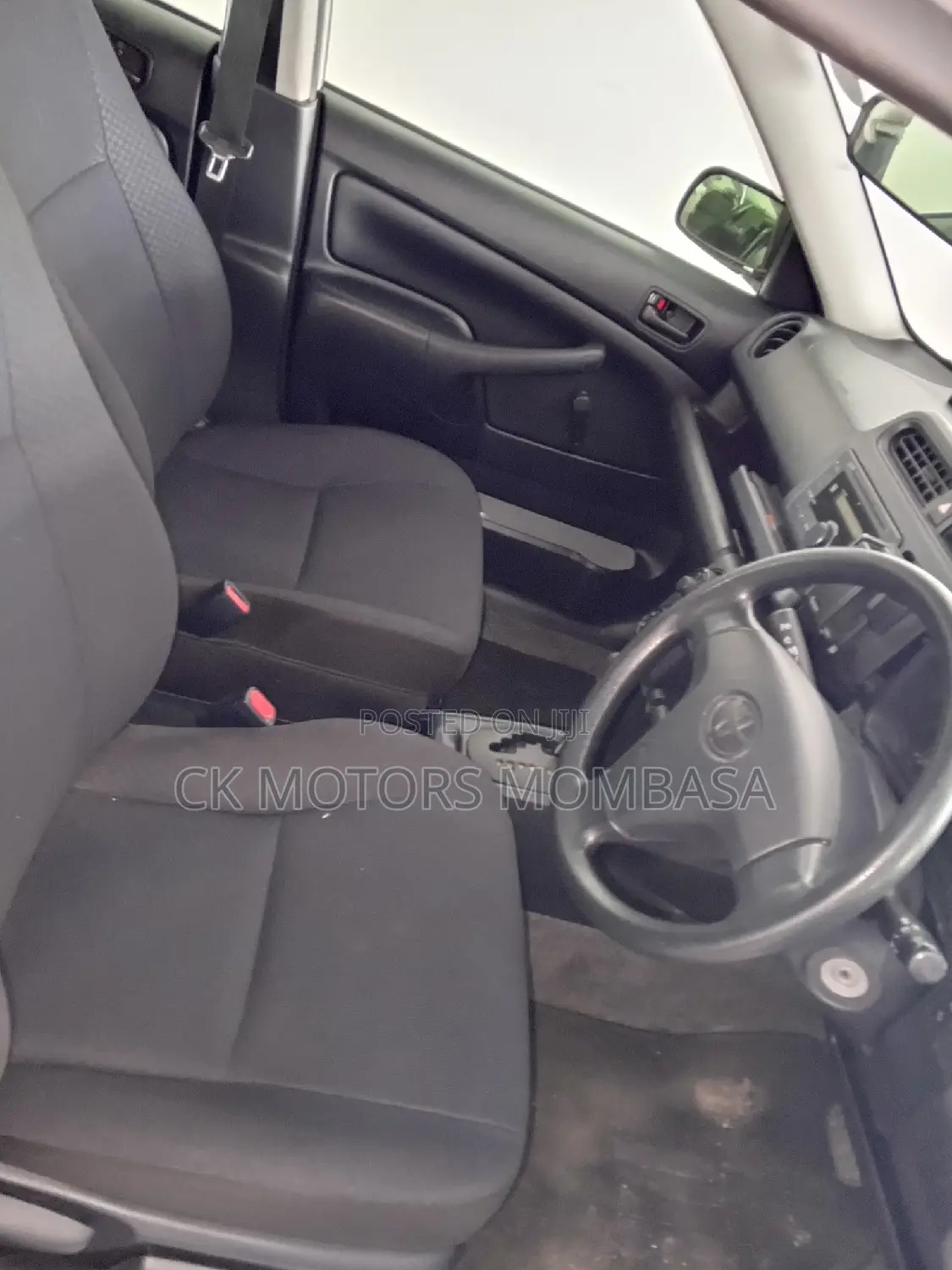 Toyota Probox 2017 Silver