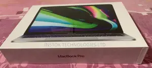 New Laptop Apple MacBook Pro 2023 M2 16GB Apple M2 SSD 1T