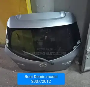 Demio 2008/2012 Boot