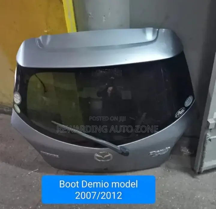 Demio 2008/2012 Boot