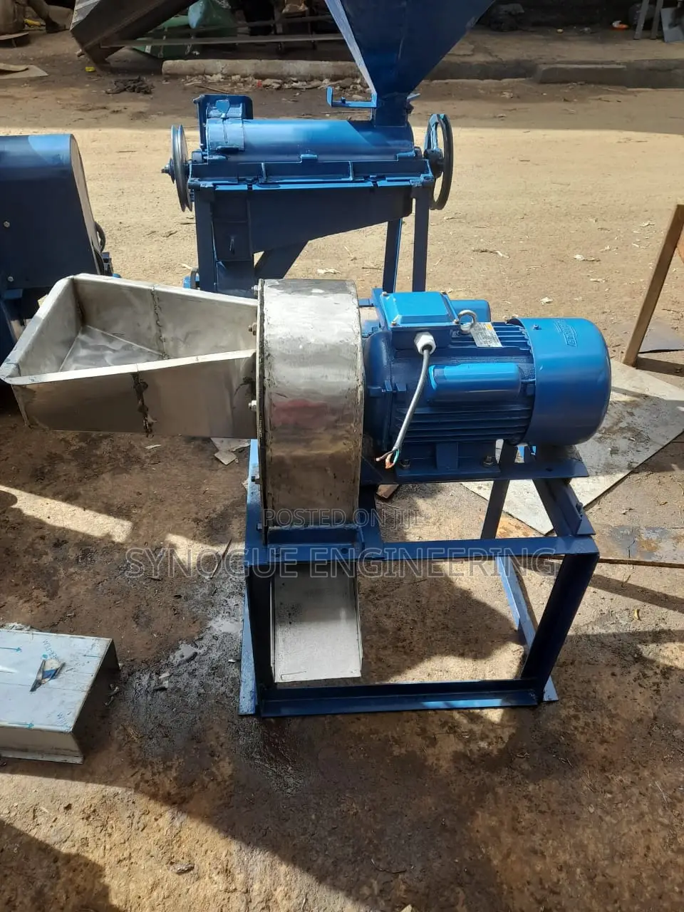 Coffee Grinding Mill