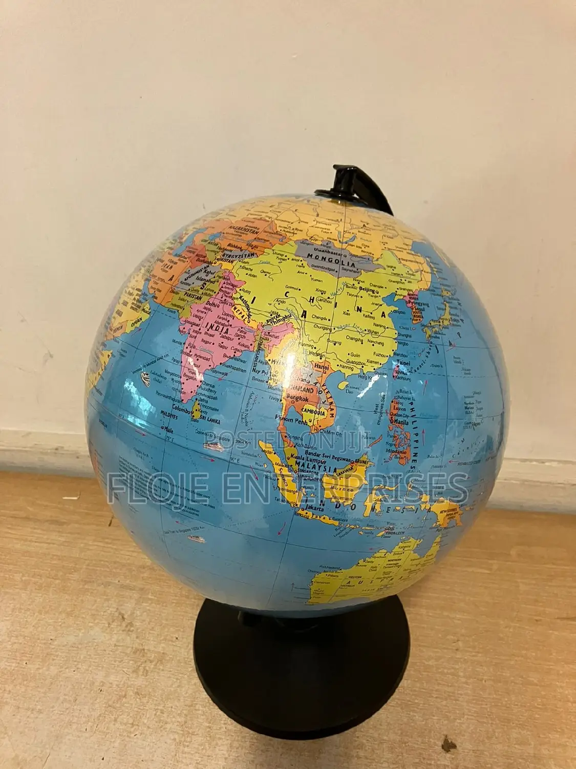 World Globe Model 30 Cm Diameter