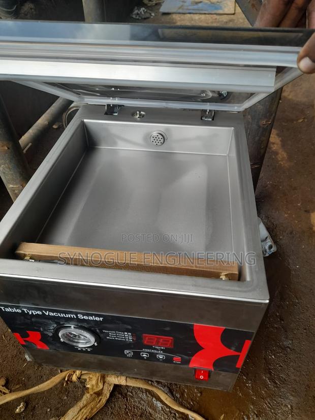 Dz 260C Vaccum Sealer Machine - main view