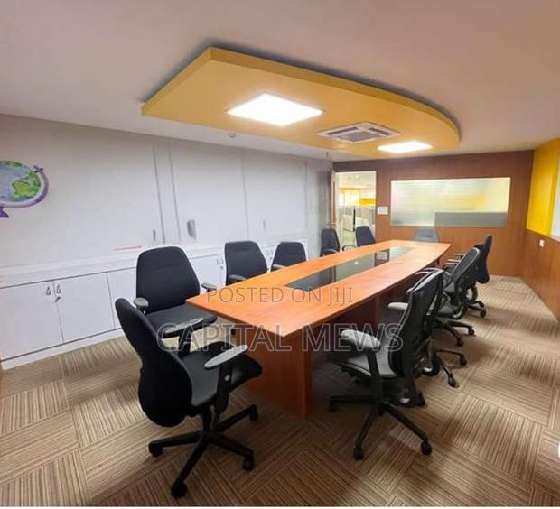 High Potential Work Space With Fast Lifts - thumbnail 2