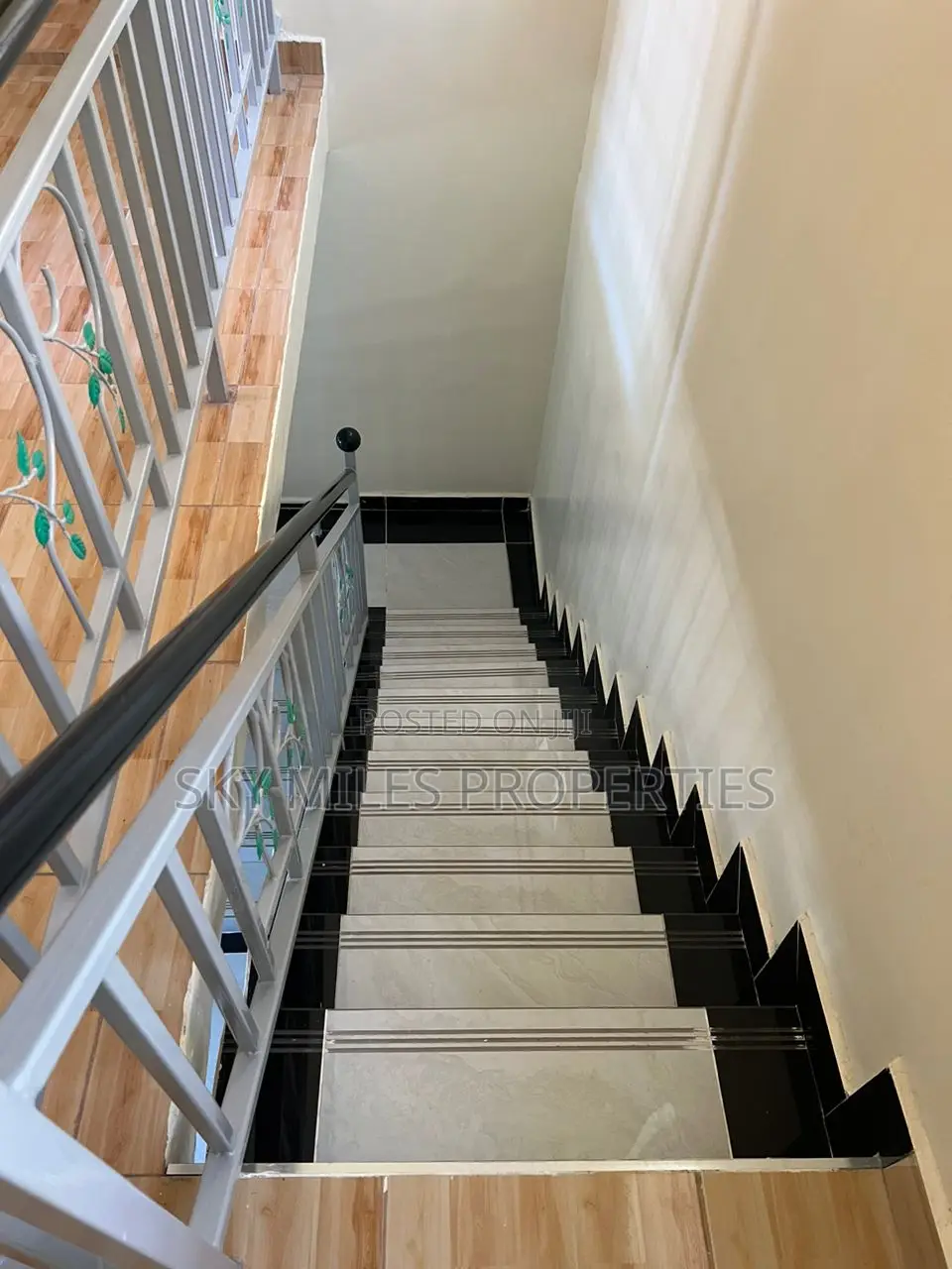 5bdrm Maisonette in La-Marina Side, Mtwapa for sale