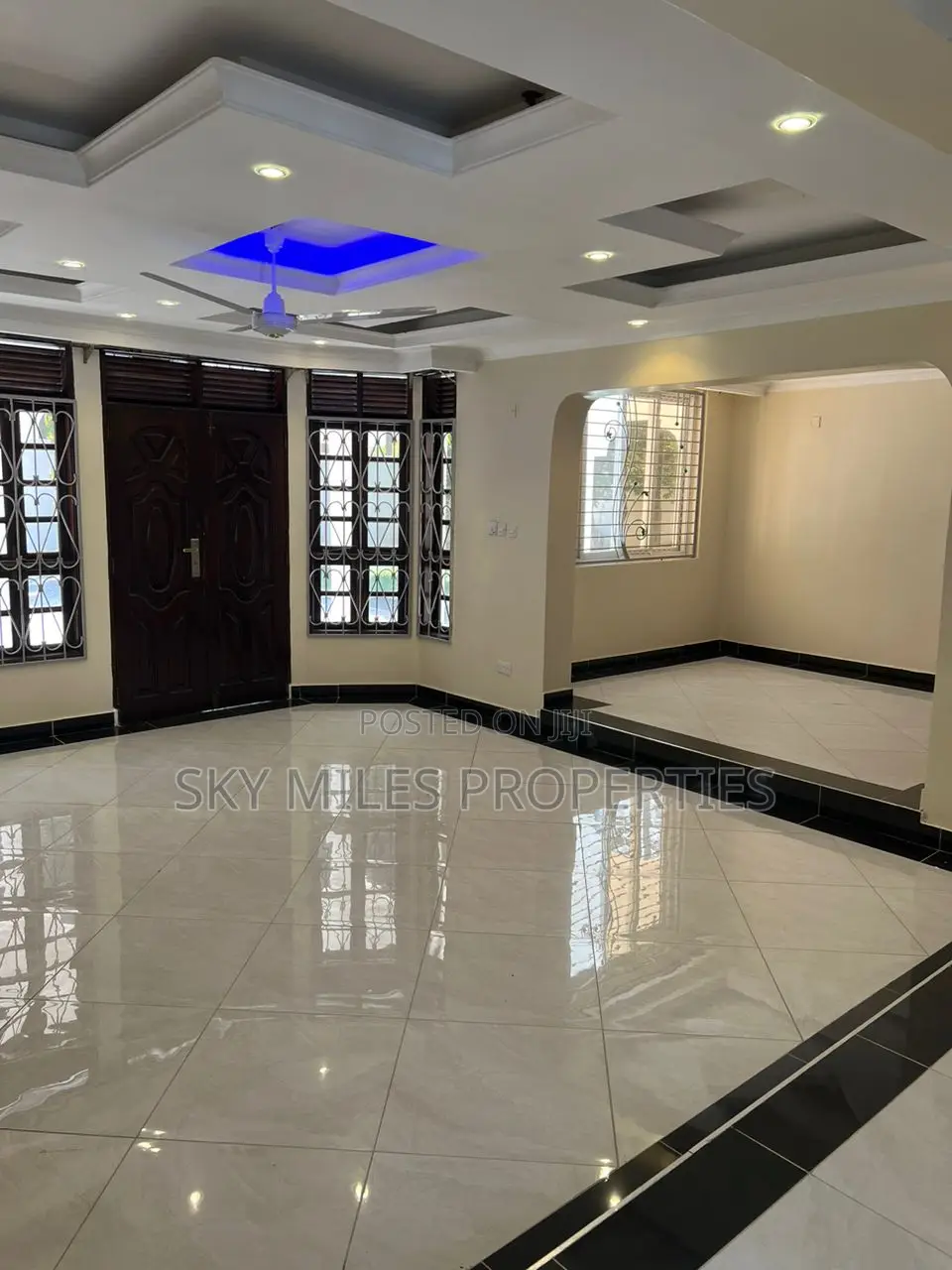 5bdrm Maisonette in La-Marina Side, Mtwapa for sale