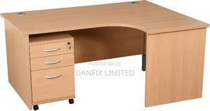 L-Shaped Office Tables - thumbnail 2