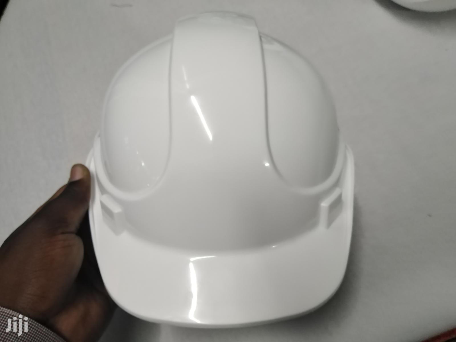 Safety Helmets With Adjustable Knob For Comfortability