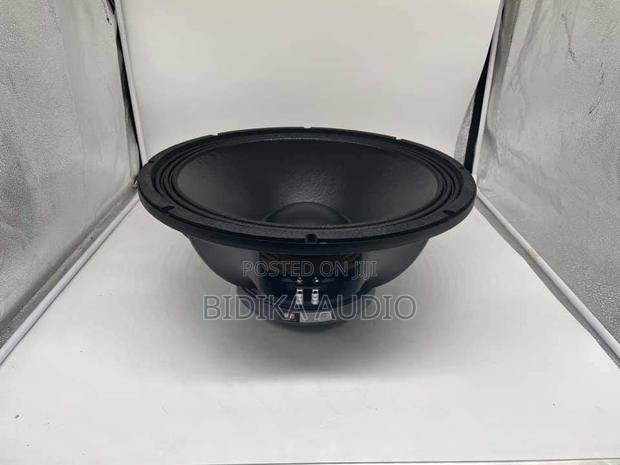 18az-600a Bass Speaker - main view