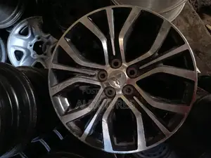 Size 18 Inches Outlander Original X Japan Rims