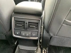 Subaru Forester 2.5i Limited AWD 2018 White