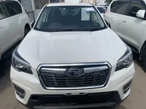 Subaru Forester 2.5i Limited AWD 2018 White