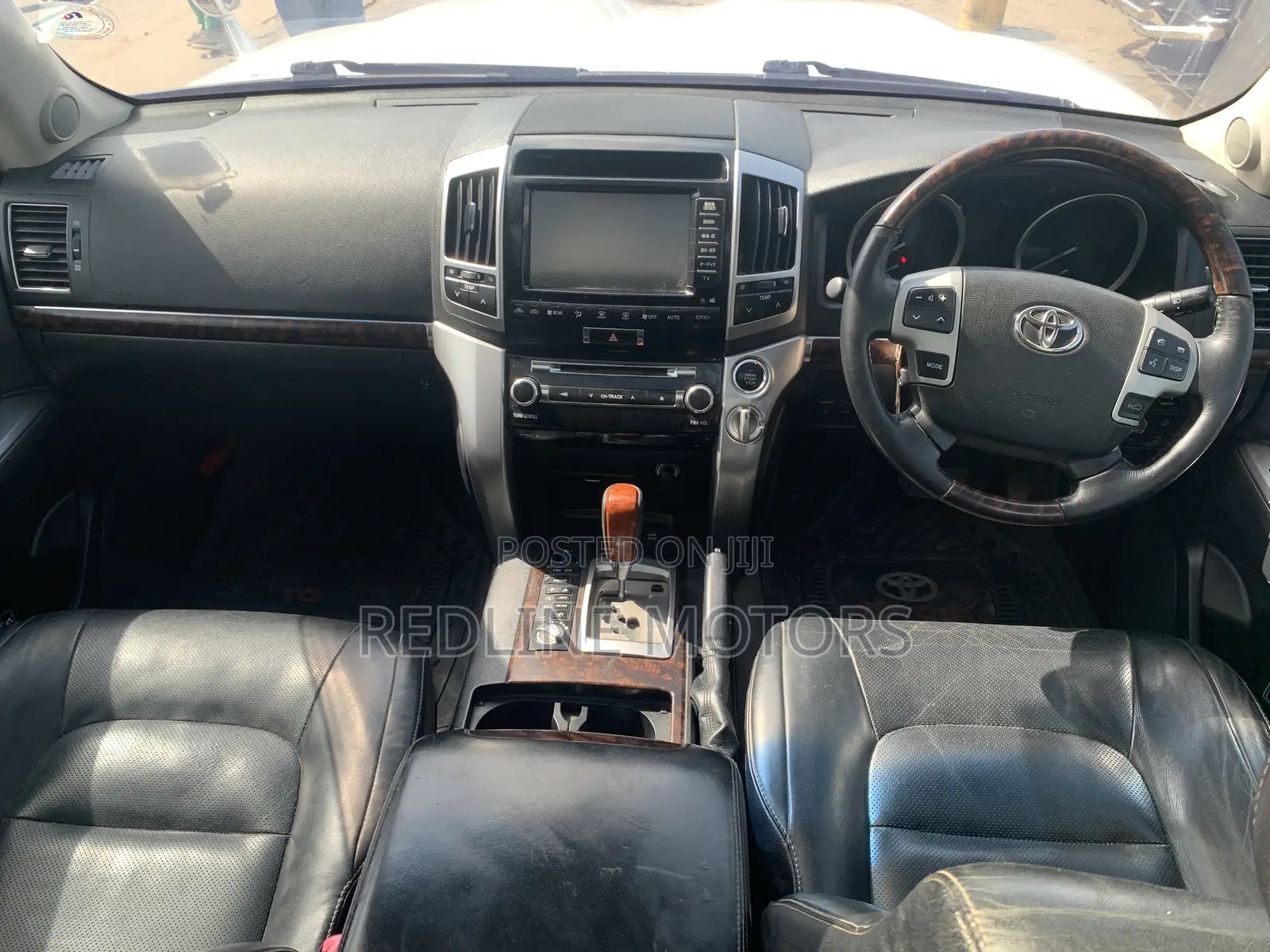 Toyota Land Cruiser 4.6 V8 ZX 2014 White