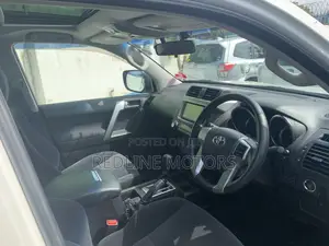 Toyota Land Cruiser Prado 2.7 2017 White