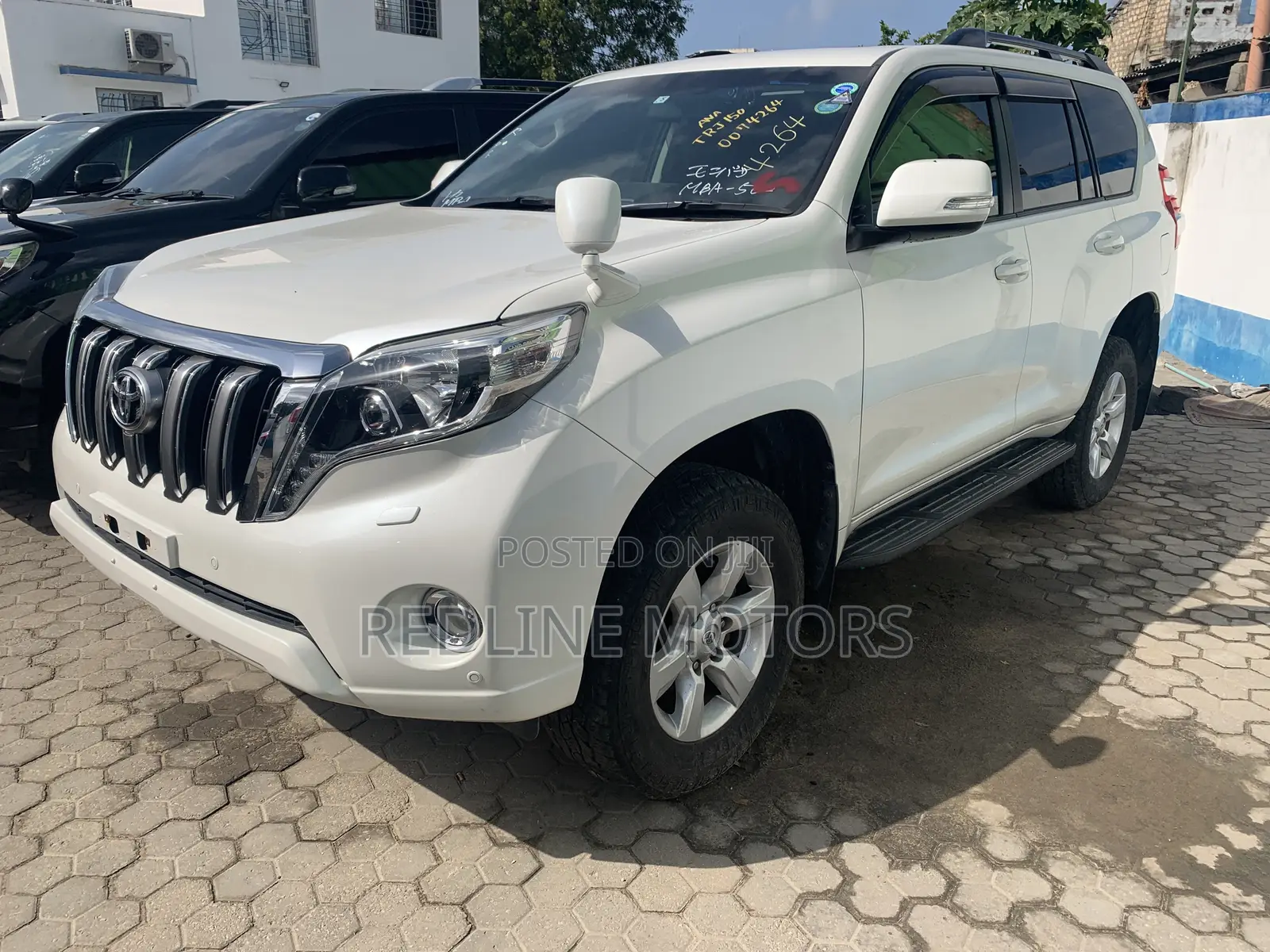Toyota Land Cruiser Prado 2.7 2017 White