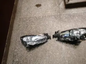 Headlight Mazda Atenza GJ2FP 2014 Xenon