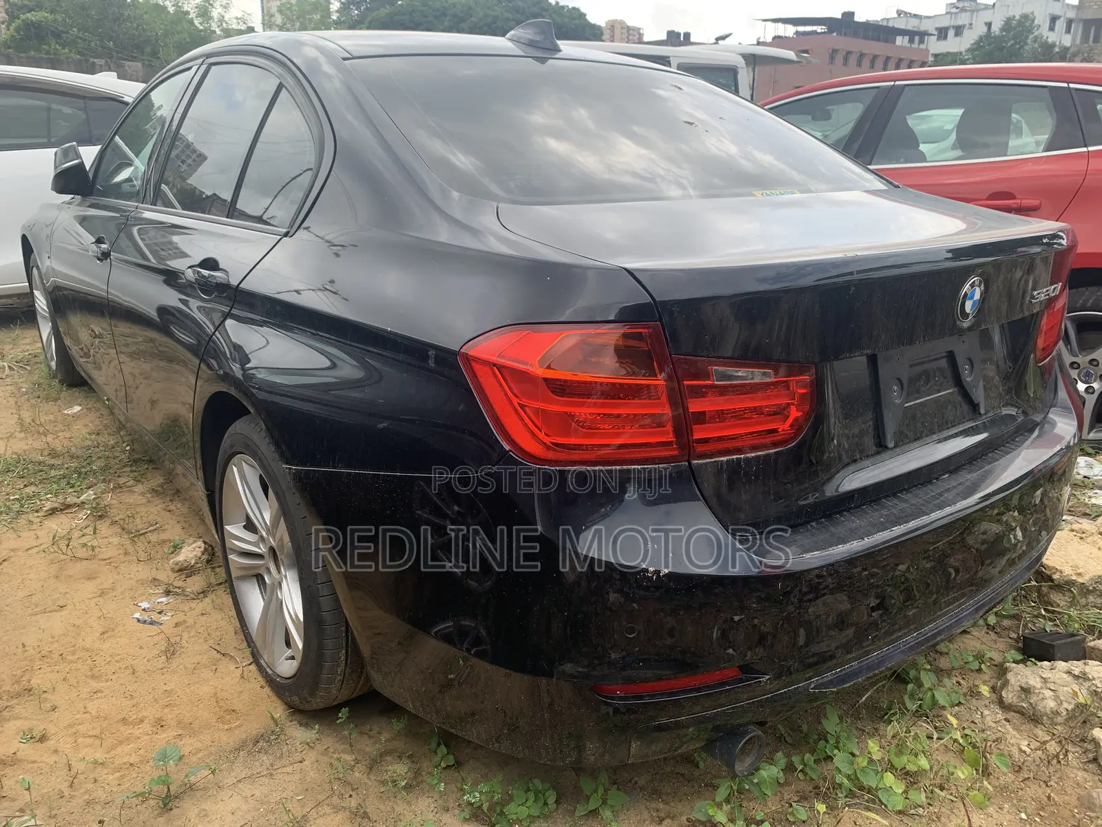 BMW 320i Sedan RWD 2017 Black