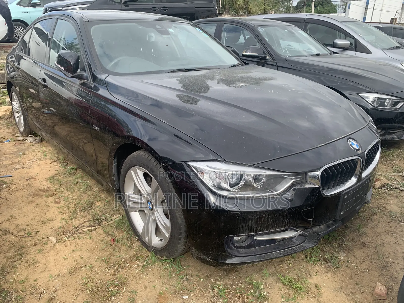 BMW 320i Sedan RWD 2017 Black