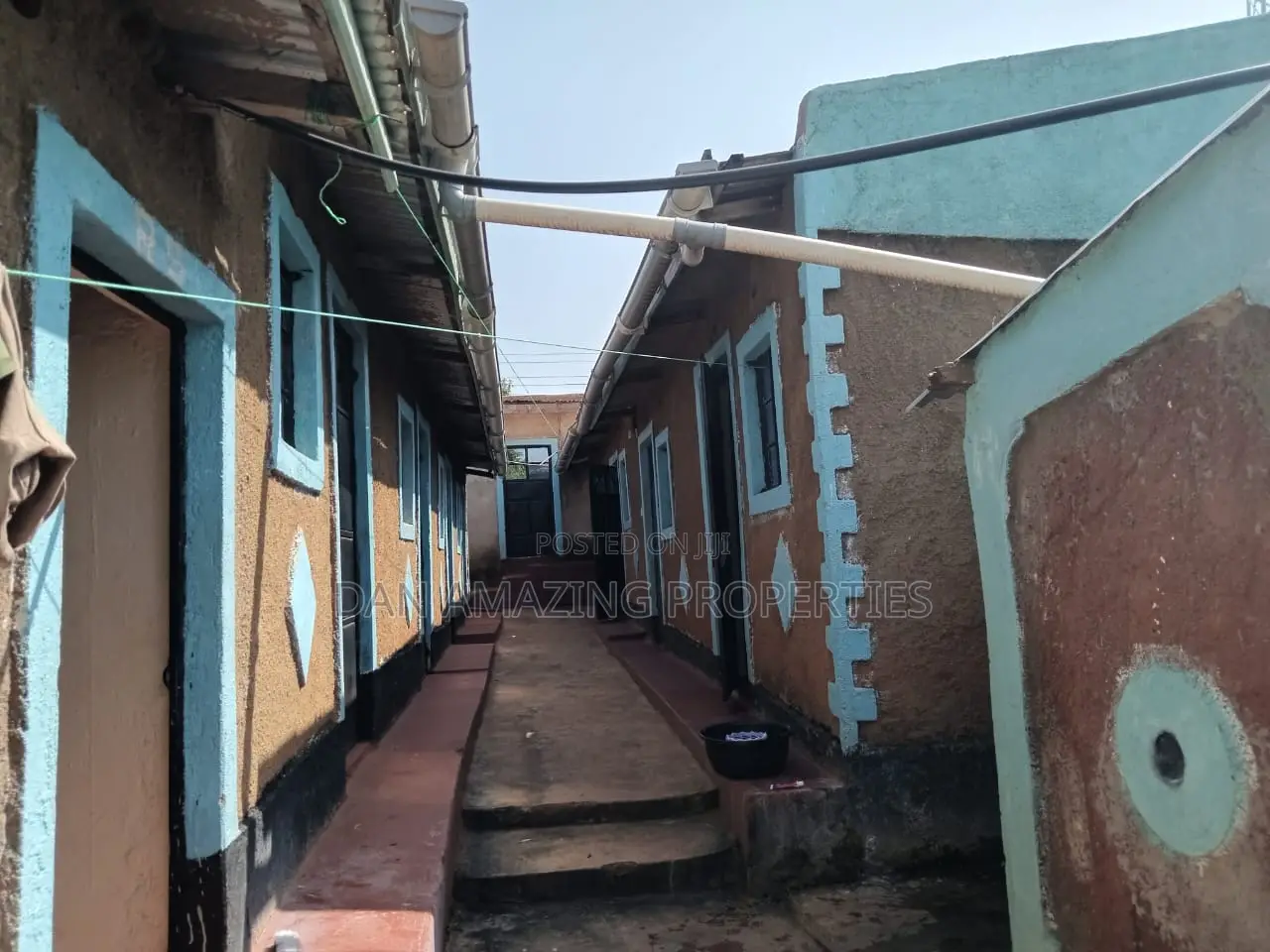 Business Center for Sale in Tingwangi Centre Siaya