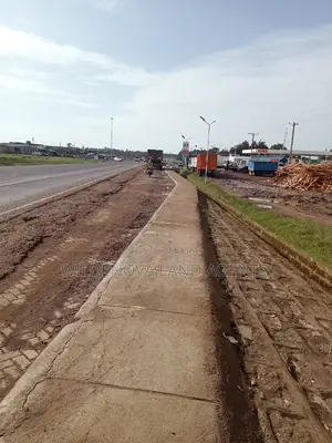 Plot on Sale at Flyover Kinangop