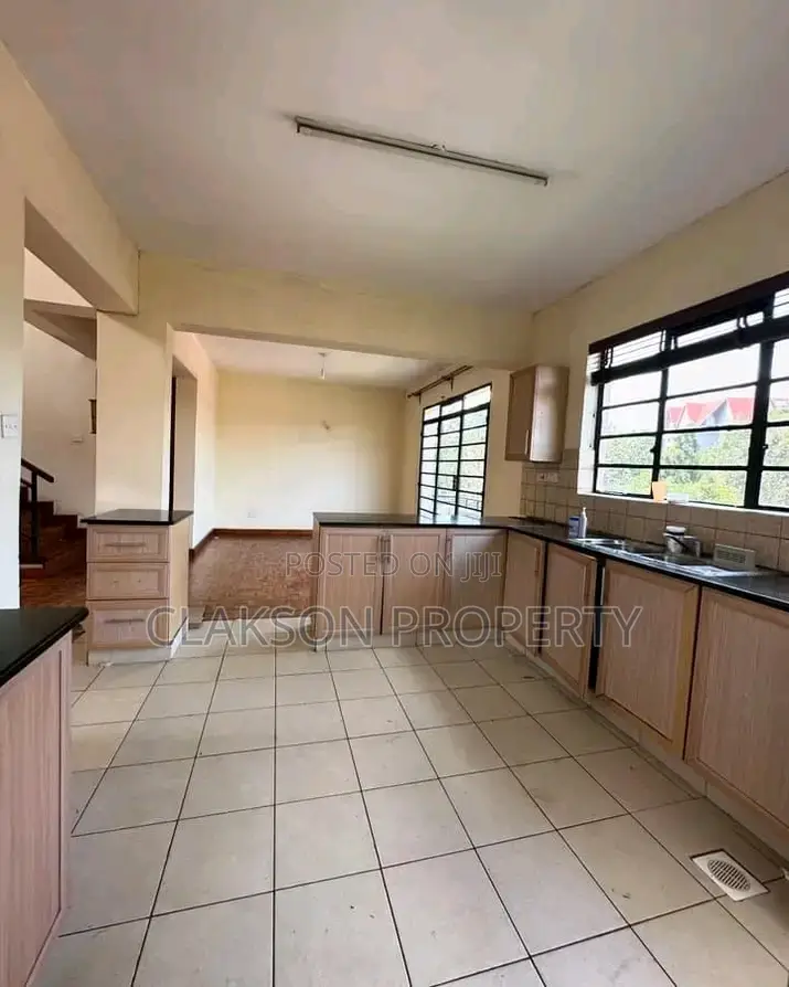 4bdrm Apartment in Kilimani for rent