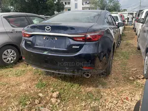 Mazda Atenza 2018 Blue