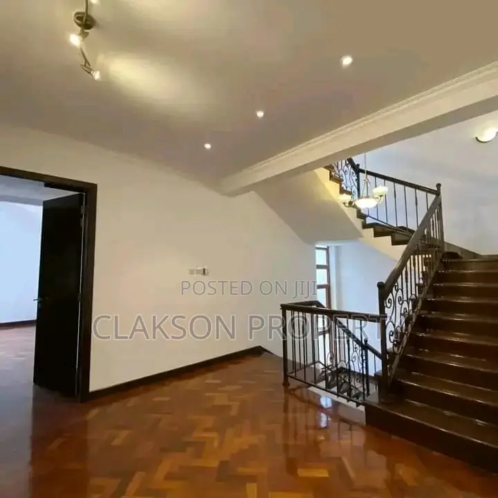 5bdrm Townhouse/Terrace in Lavington for sale
