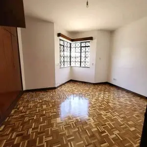 5bdrm Townhouse / Terrace in Kilimani for rent