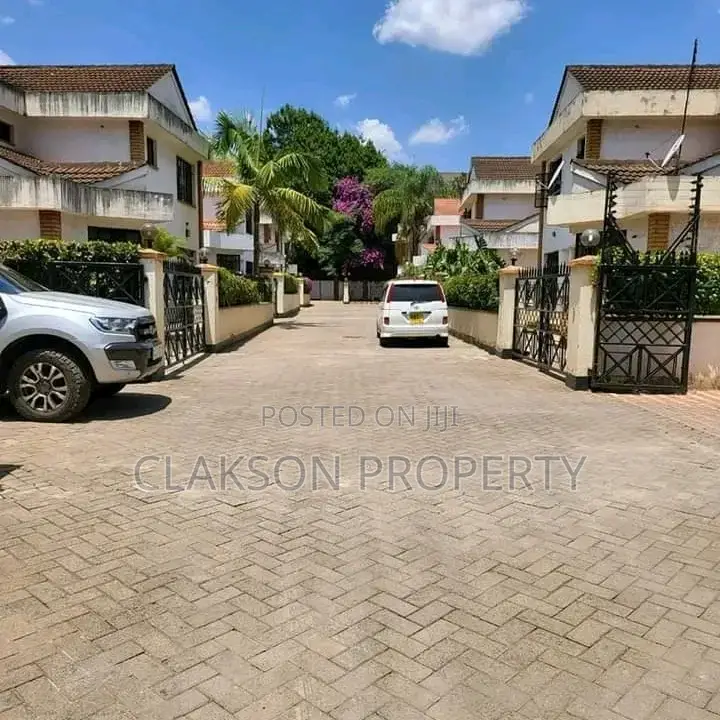 5bdrm Townhouse / Terrace in Kilimani for rent