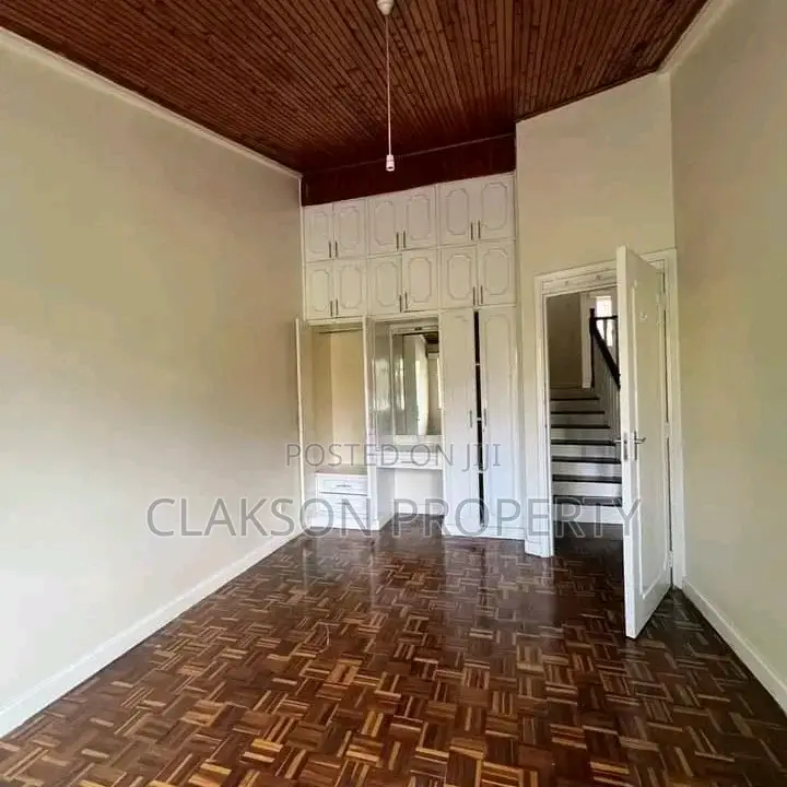 4bdrm Maisonette in Kilimani for rent