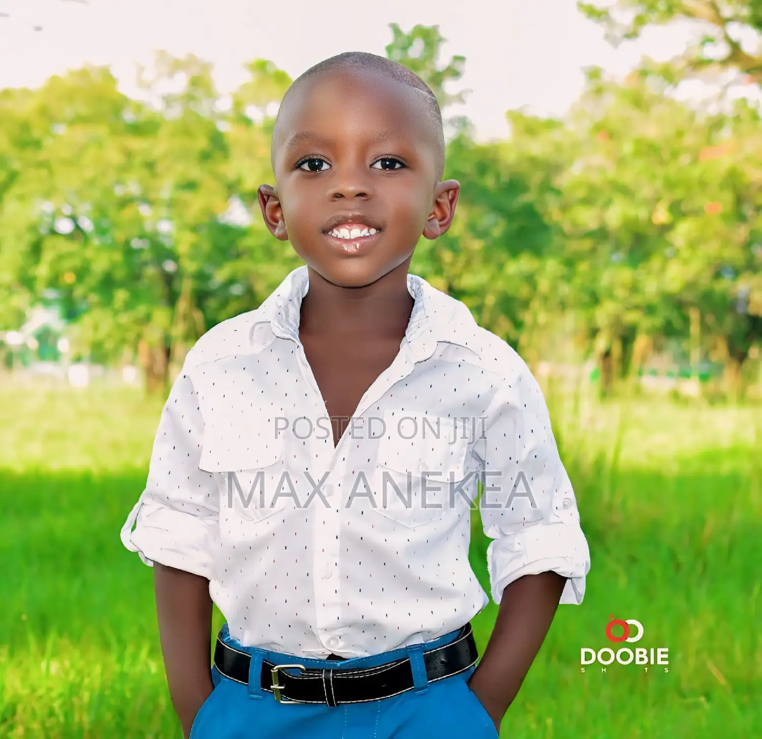 Graphics Designer Photographer