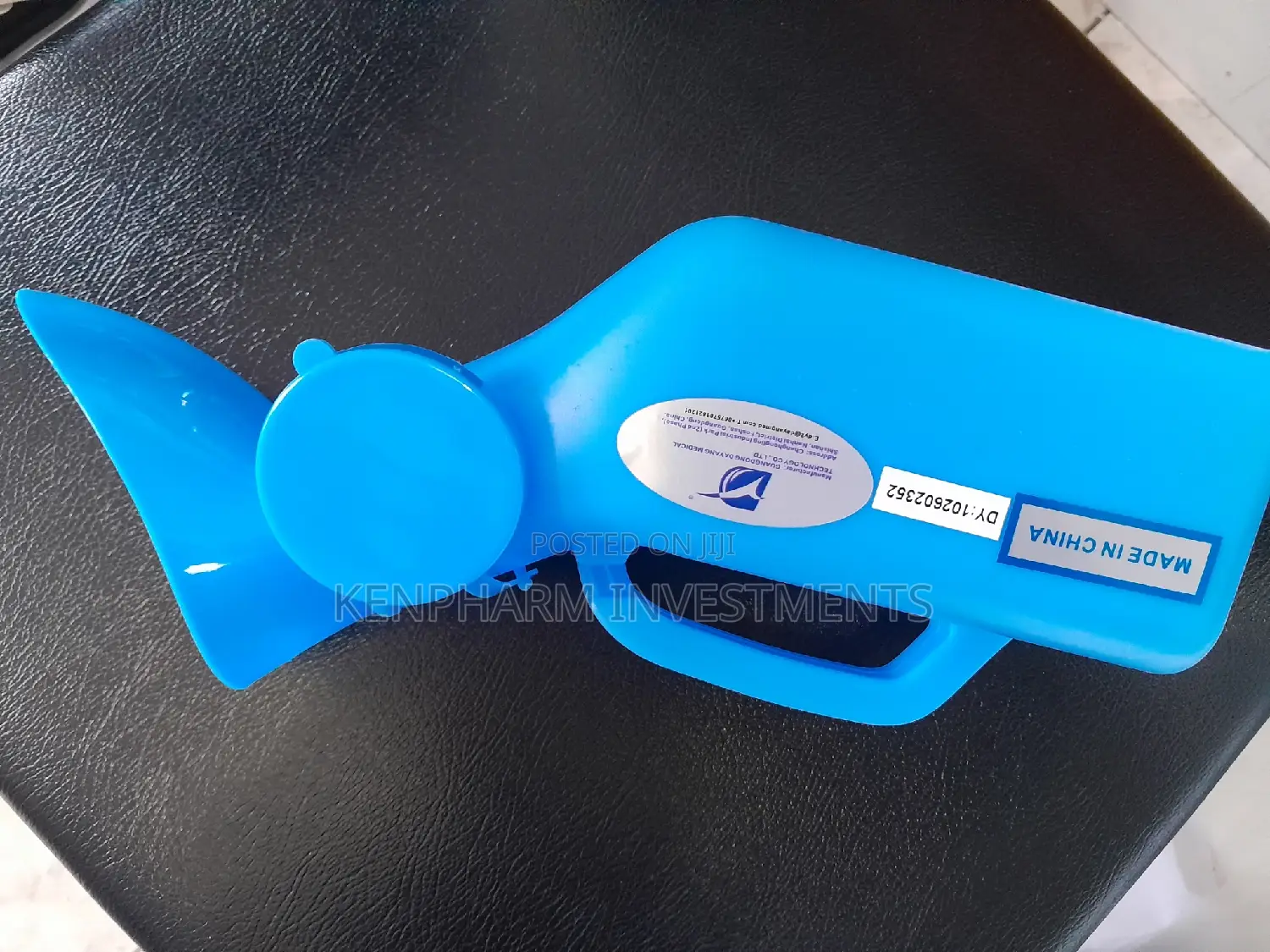 Unisex Plastic Urine Container