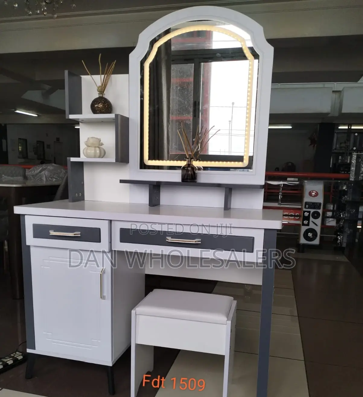 Executive Dressing Mirror