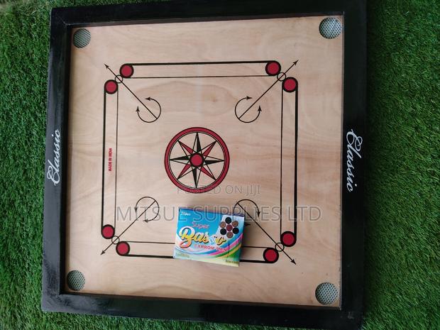 Carrom Board Complete With Carrom Men - 26x26x1.5 Inch - thumbnail 3
