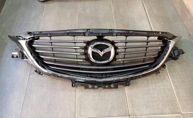 Cx5 2015 Front Grille - main view