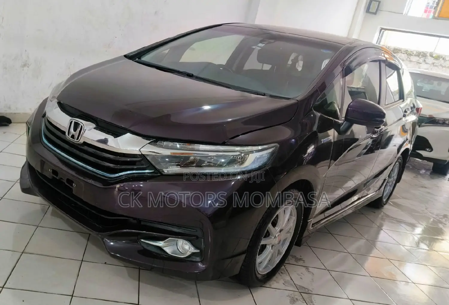 Honda Fit Shuttle 2017 Purple