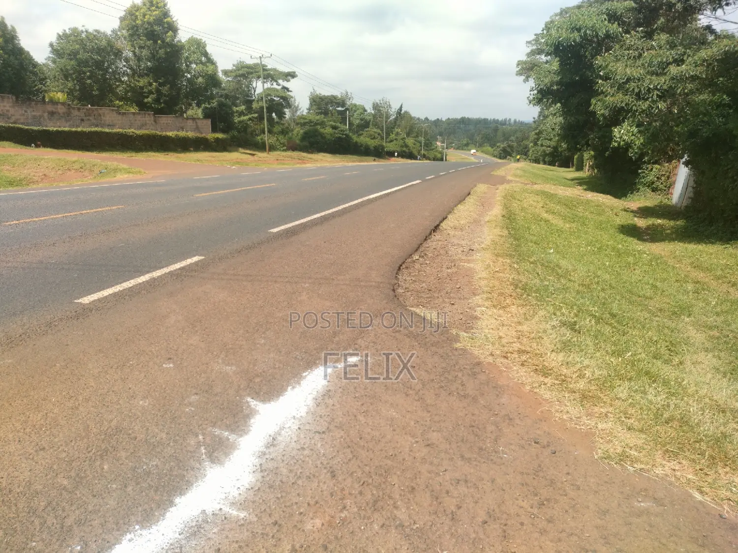 Nyeri, Marua/ Chaka Highway 1/2 Acres Touching Tarmac
