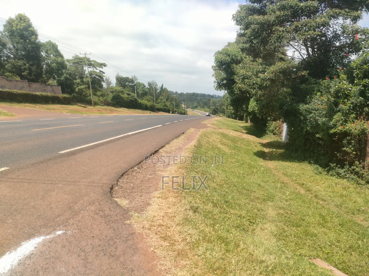 Nyeri, Marua/ Chaka Highway 1/2 Acres Touching Tarmac