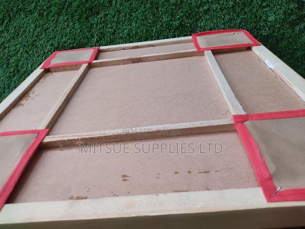 Carrom Board Complete With Carrom Men - 18x18 Inch - thumbnail 3