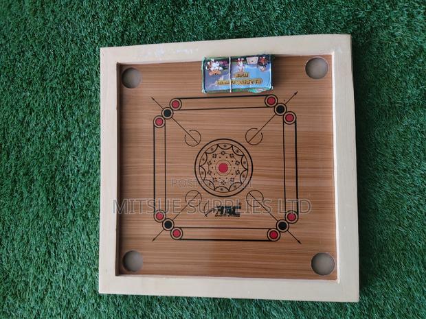 Carrom Board Complete With Carrom Men - 18x18 Inch - main view