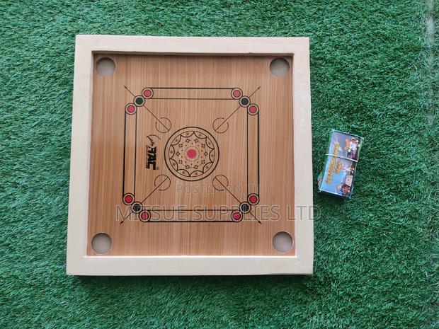 Carrom Board Complete With Carrom Men - 18x18 Inch - thumbnail 4