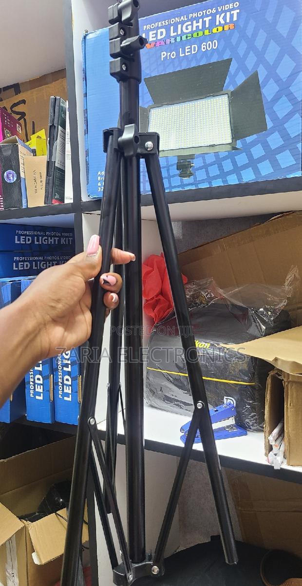 Tripod Stand for Lights and Ringlight - main view