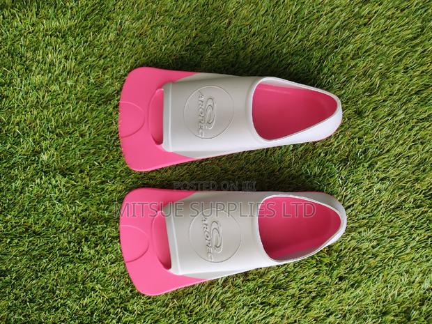 Pair of Aropec Swimming Flippers/Fin Size 34-36 - thumbnail 2