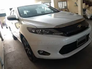 Toyota Harrier 2017 White