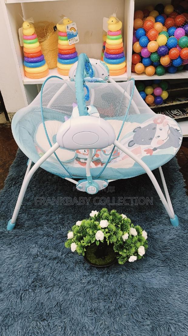 High Quality Electric Baby Swing - main view