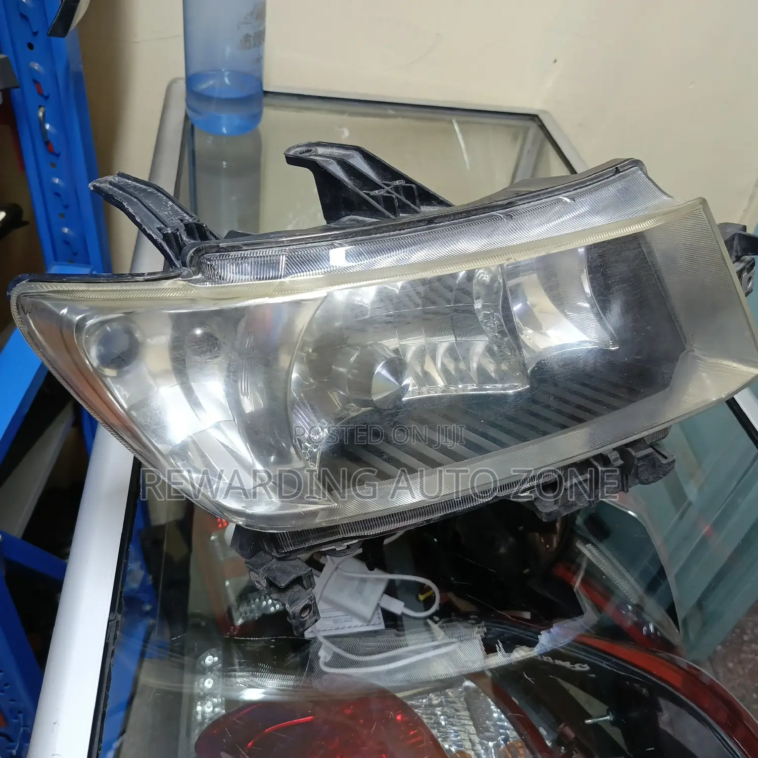 Toyota Bb Hammer Headlight Xenon.