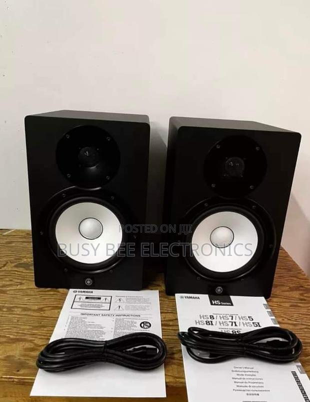 Black Hs 8 Yamaha Studio Monitor - main view