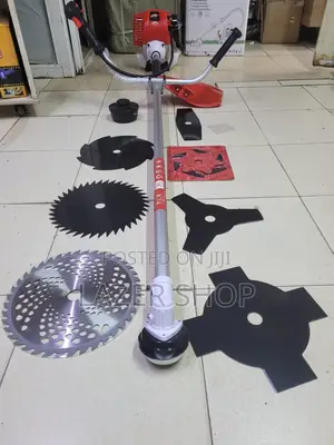 4 Stroke Grass Cutter Machine