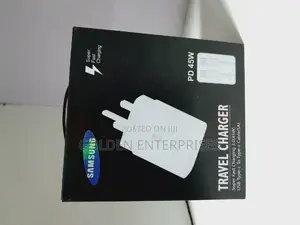 Super Fast Charging Samsung 45W Type C to C Charger